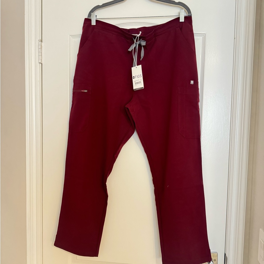 FIGS Women’s Burgundy Yola Petite Skinny Scrub Pants XL